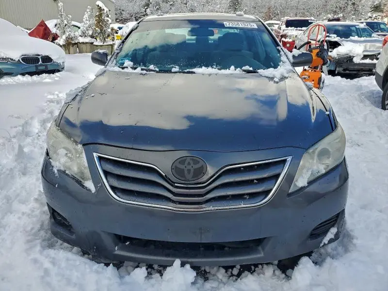 2011 TOYOTA CAMRY BASE  