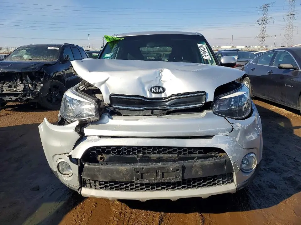 2019 KIA SOUL +  