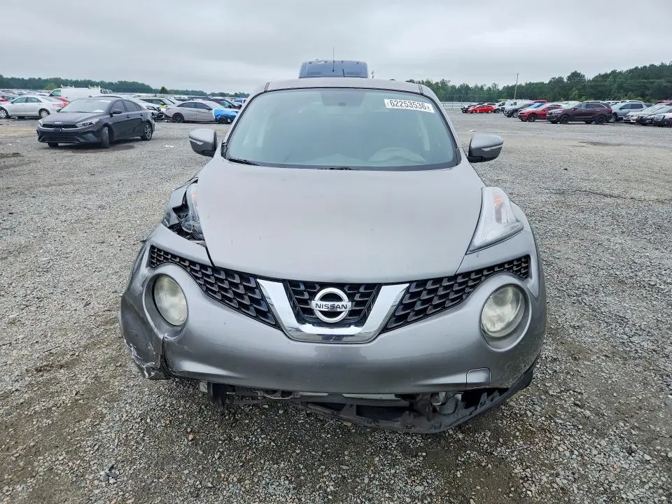 2017 NISSAN JUKE SV  