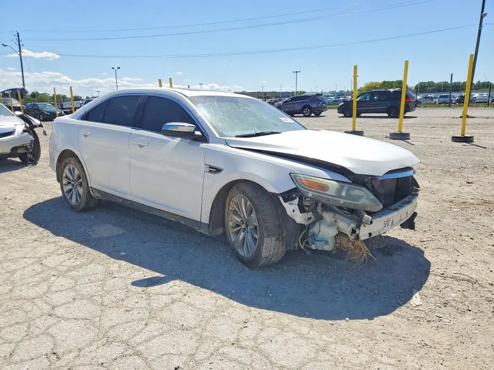 2010 FORD TAURUS LIMITED  