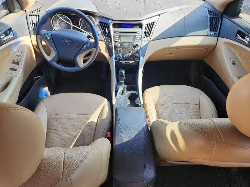 2012 HYUNDAI SONATA GLS  
