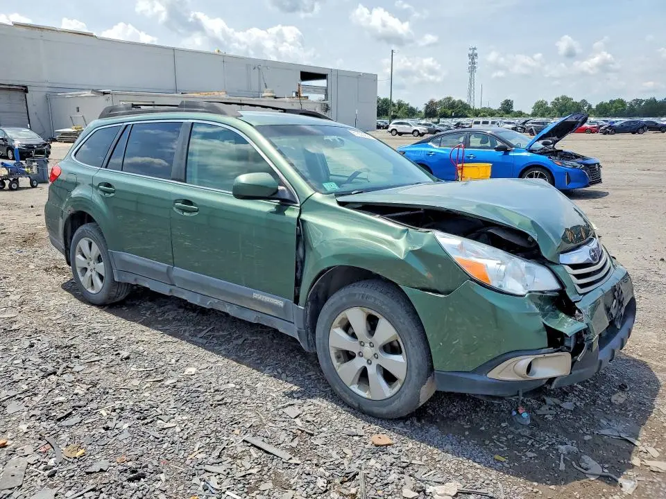 2010 SUBARU OUTBACK 2.5I PREMIUM  