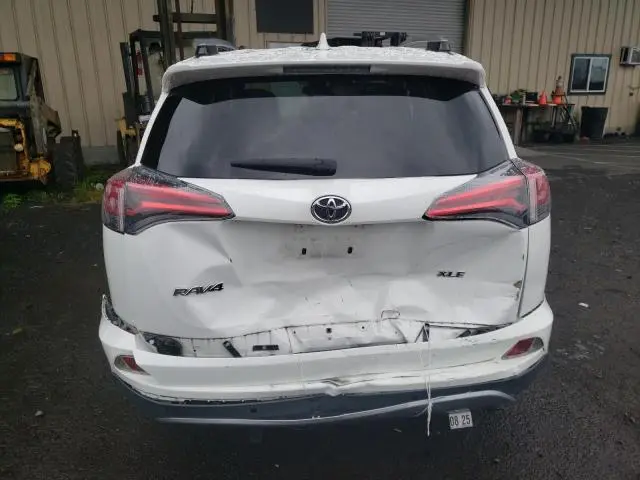 2017 TOYOTA RAV4 XLE  
