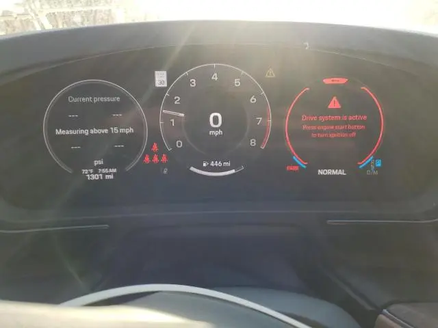 2025 PORSCHE CAYENNE   