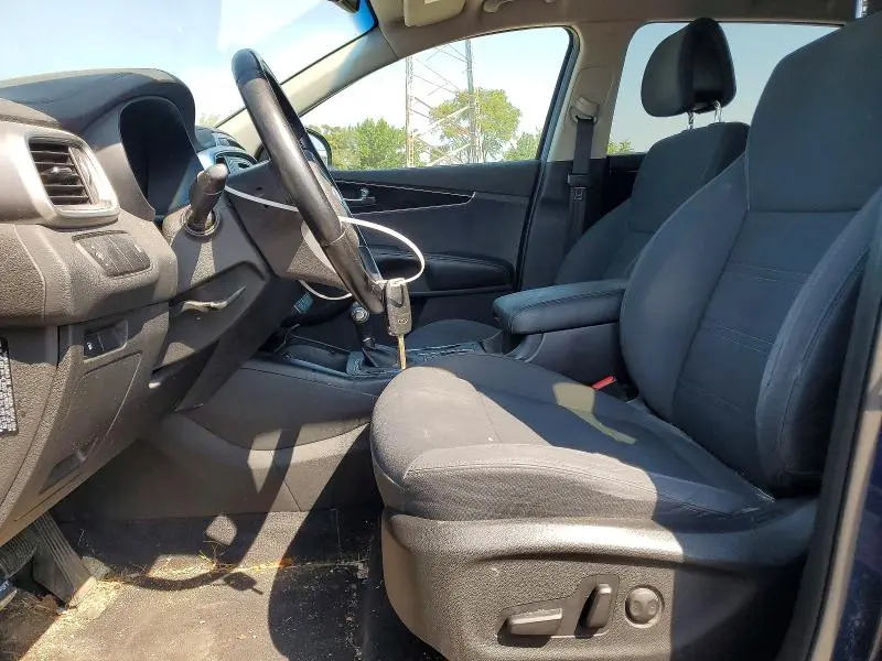 2016 KIA SORENTO LX  