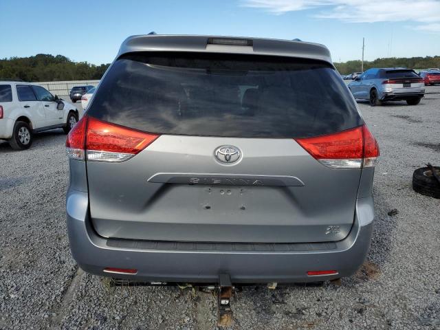 2012 TOYOTA SIENNA XLE