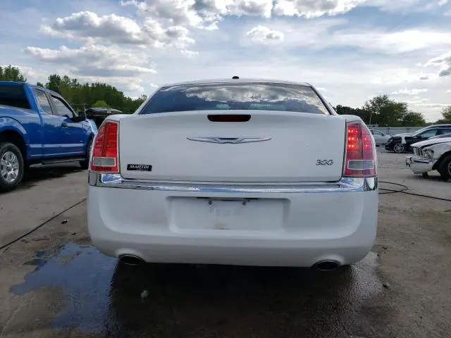 2011 CHRYSLER 300 LIMITED  