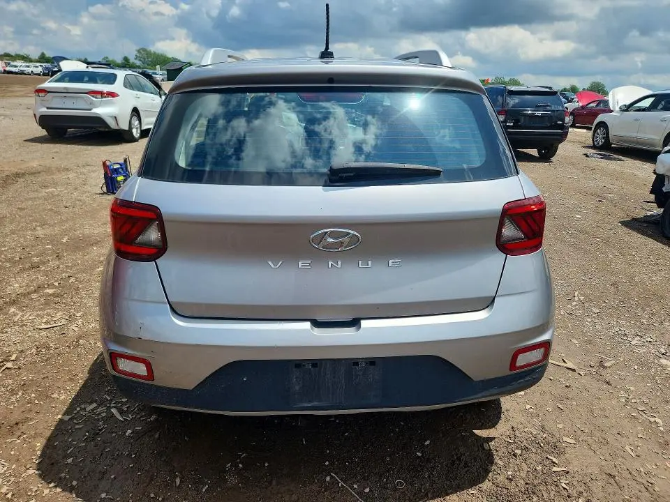 2023 HYUNDAI VENUE SEL  