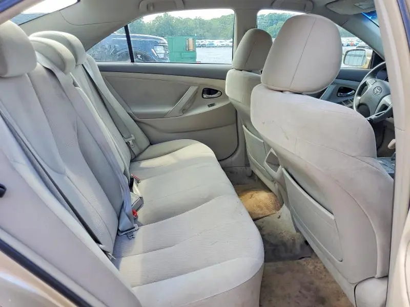 2011 TOYOTA CAMRY BASE  