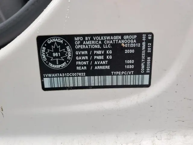 2013 VOLKSWAGEN PASSAT S  