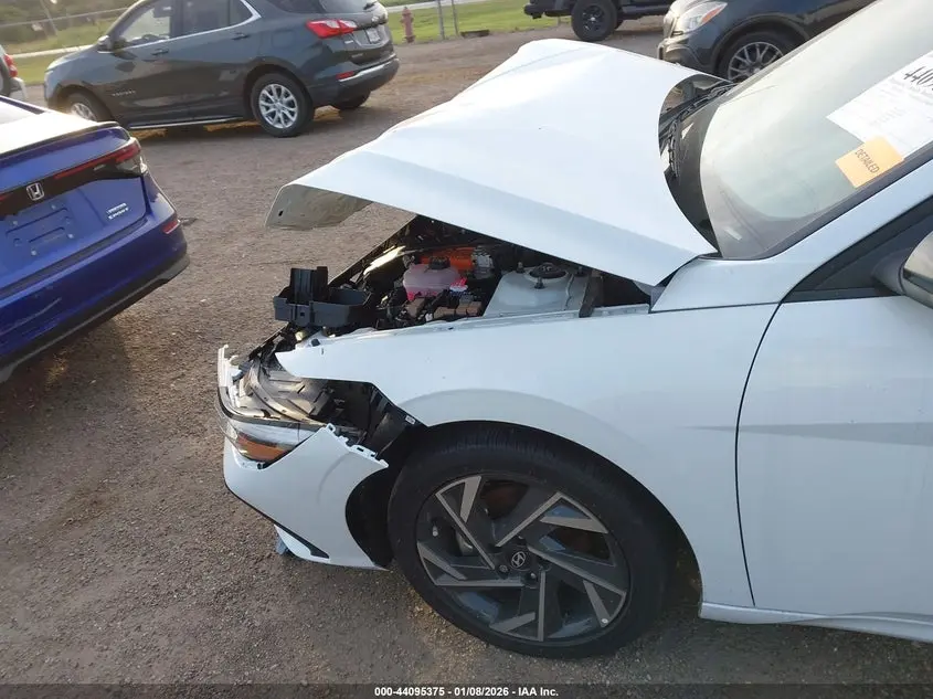 2025 HYUNDAI ELANTRA HYBRID SEL SPORT