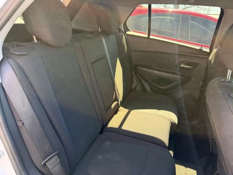 2021 CHEVROLET TRAX LS  