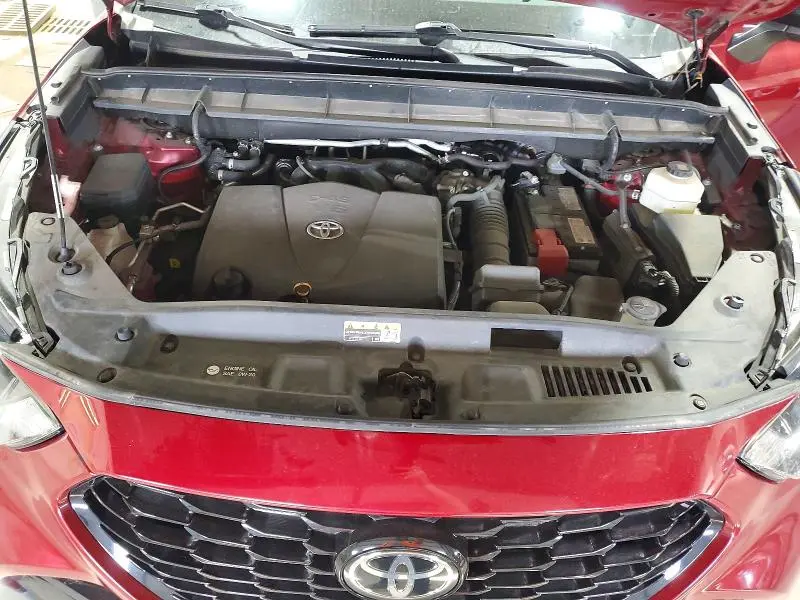 2021 TOYOTA HIGHLANDER XSE  