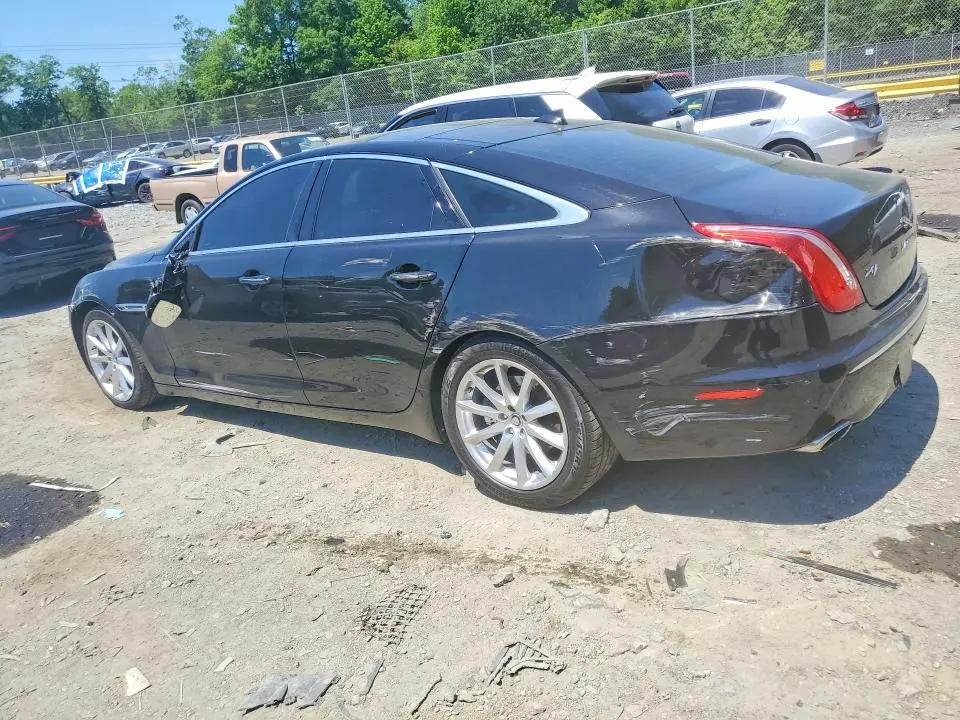 2013 JAGUAR XJ   