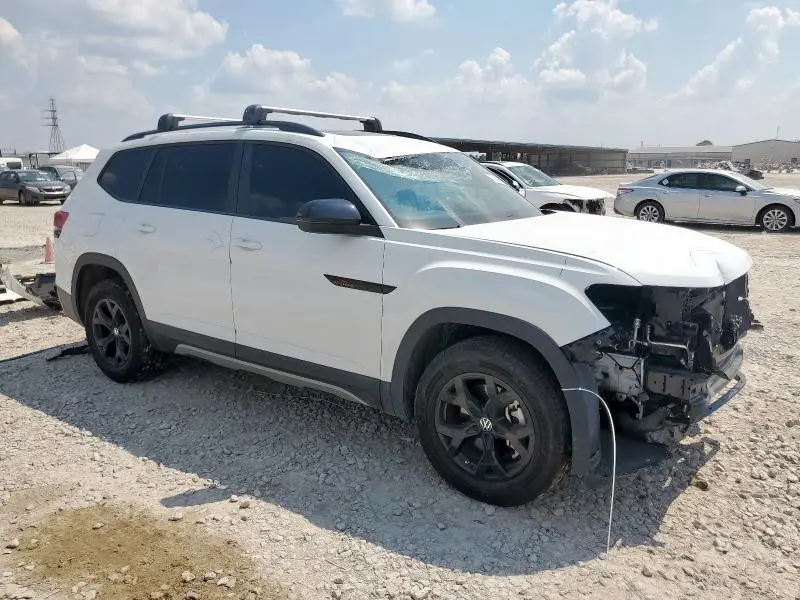 2024 VOLKSWAGEN ATLAS PEAK EDITION SE  