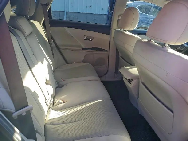 2014 TOYOTA VENZA LE  