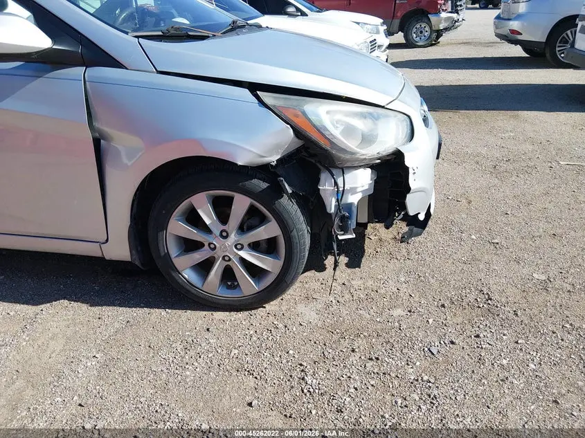 2012 HYUNDAI ACCENT GLS