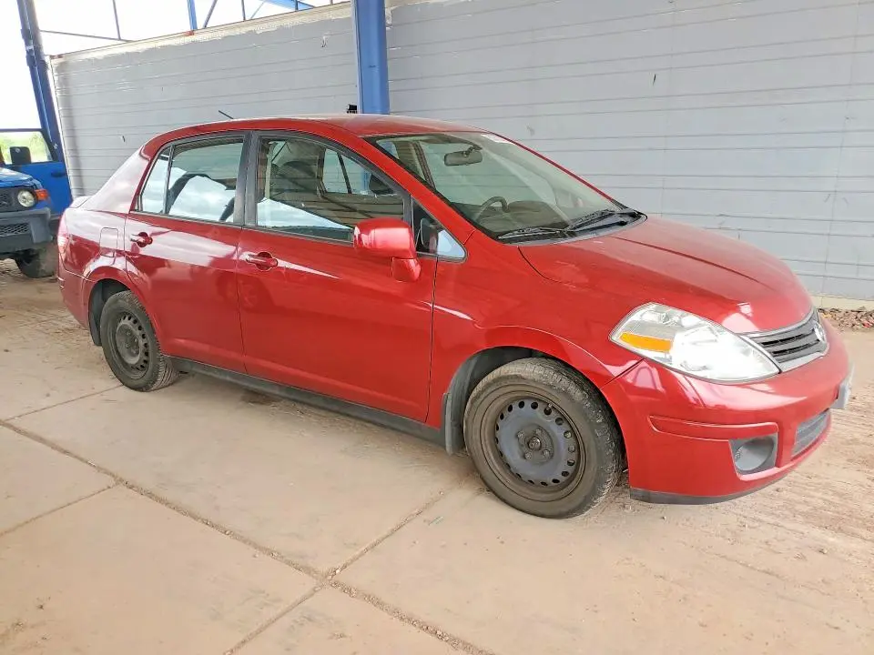2010 NISSAN VERSA 1.8 S  