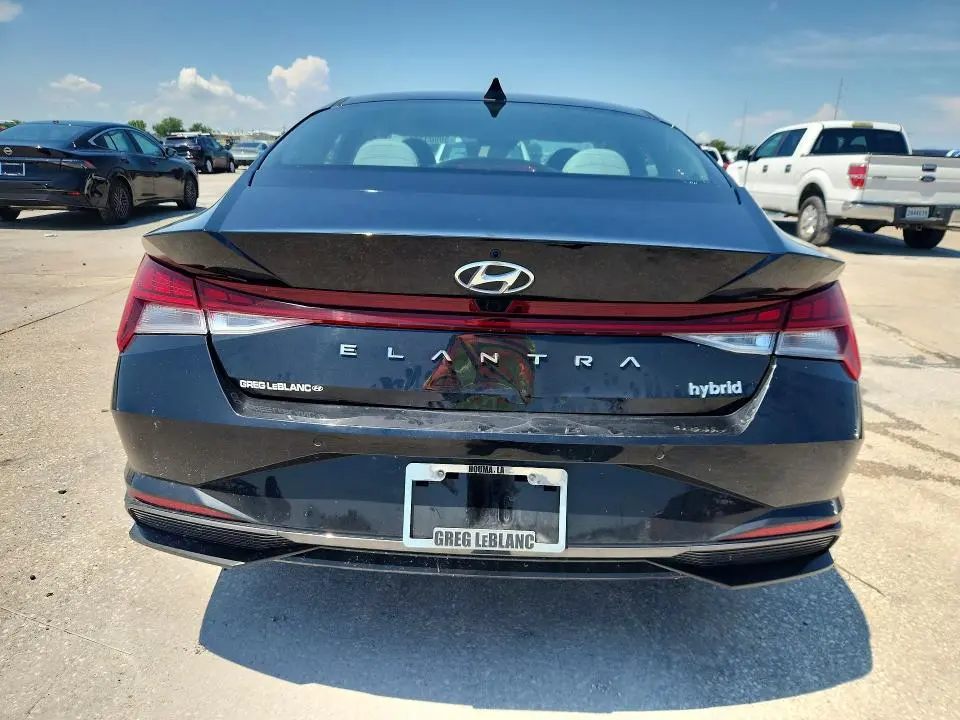 2023 HYUNDAI ELANTRA LIMITED  