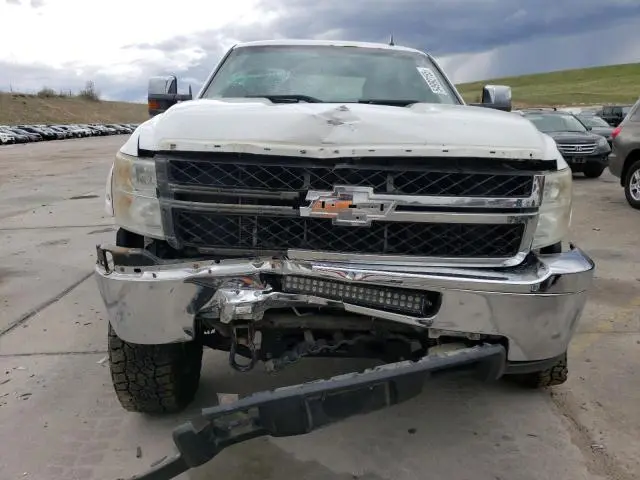 2011 CHEVROLET SILVERADO K2500 HEAVY DUTY LT  