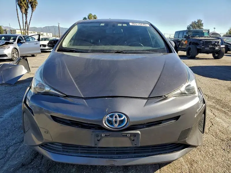 2016 TOYOTA PRIUS   