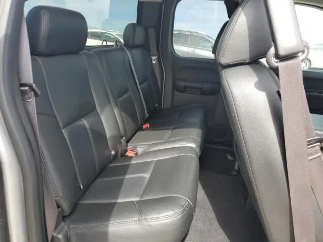 2013 CHEVROLET SILVERADO C1500 LT  