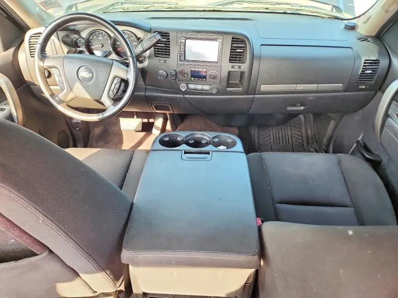 2011 CHEVROLET SILVERADO K1500 LT  