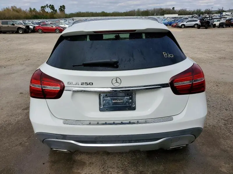 2020 MERCEDES-BENZ GLA 250  