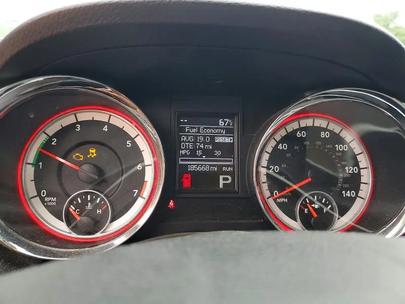 2013 DODGE DURANGO SXT  