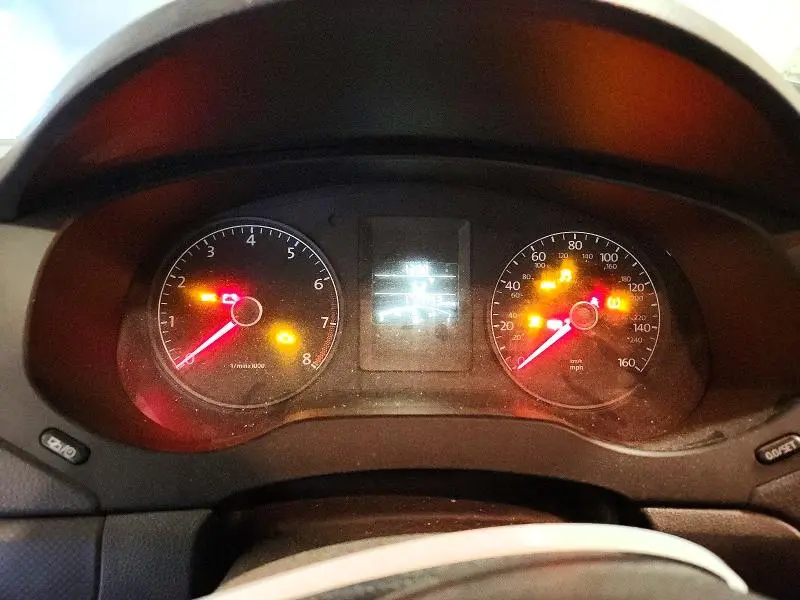 2013 VOLKSWAGEN JETTA BASE  