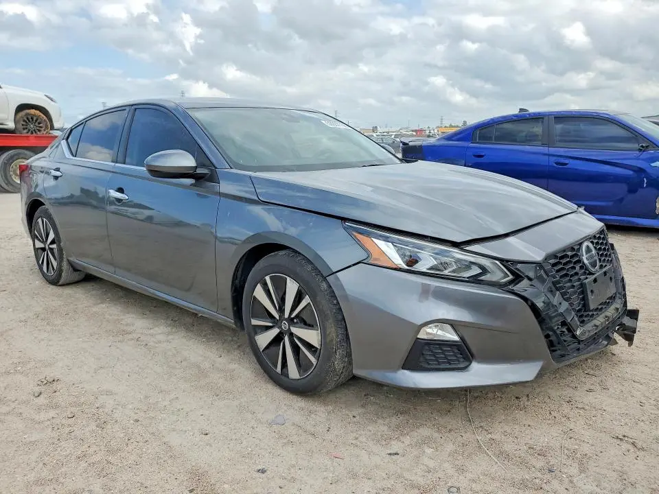 2021 NISSAN ALTIMA 2.5 SV  