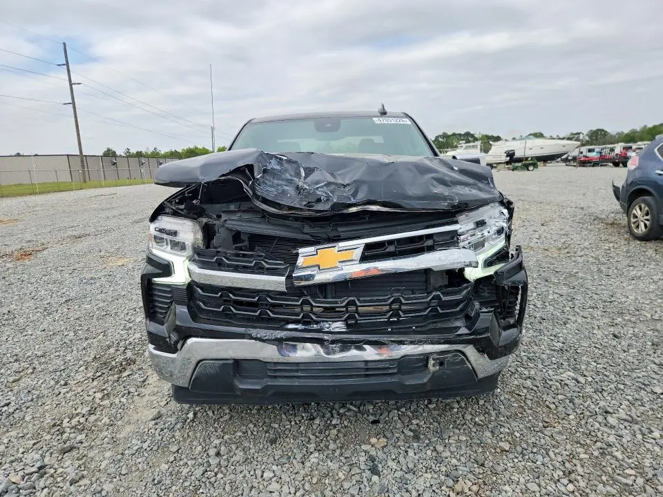 2023 CHEVROLET SILVERADO C1500 LT  