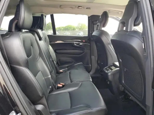 2018 VOLVO XC90 T5  