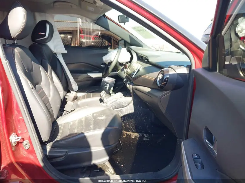 2019 NISSAN KICKS SR