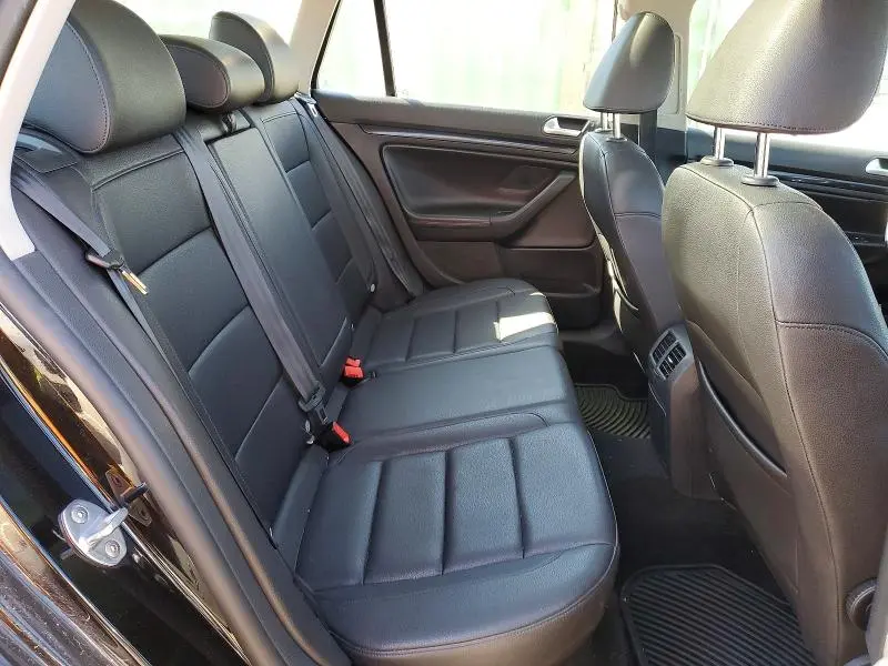 2013 VOLKSWAGEN JETTA TDI  