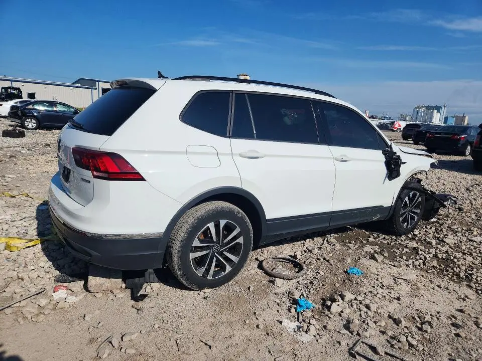 2022 VOLKSWAGEN TIGUAN S  