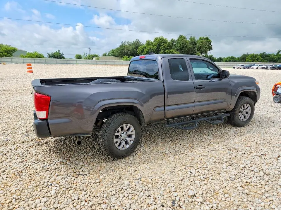 2016 TOYOTA TACOMA SR  