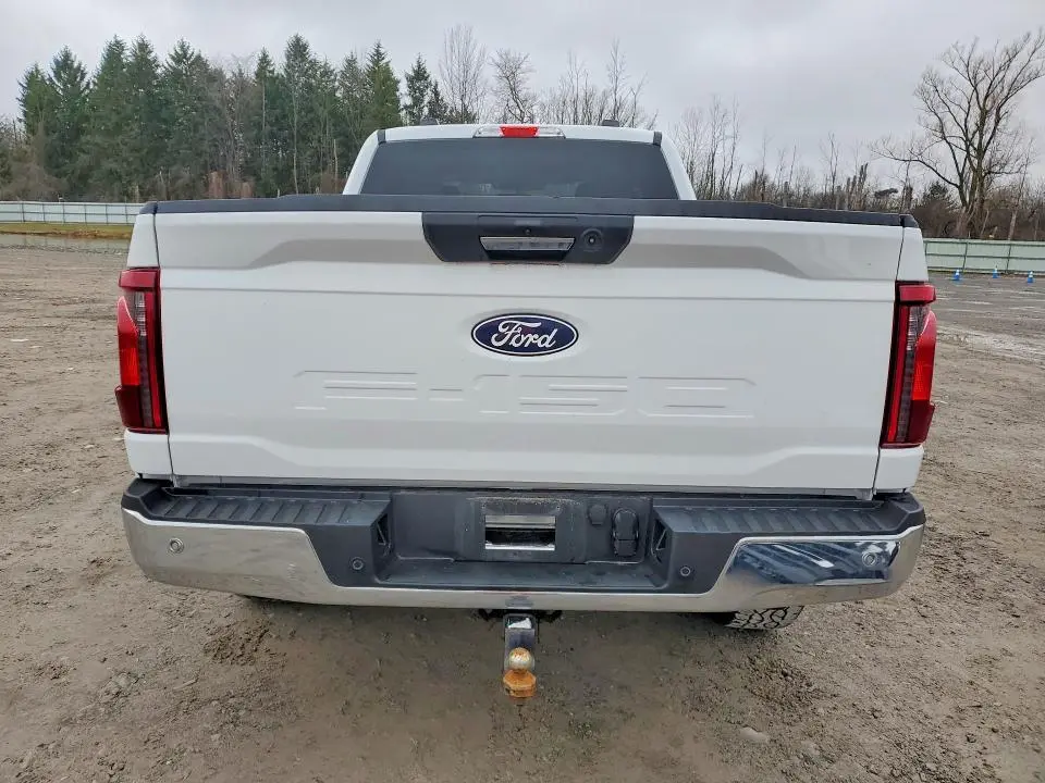 2024 FORD F150 XLT  