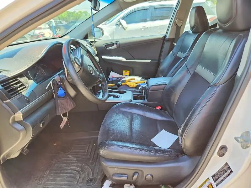 2012 TOYOTA CAMRY SE  