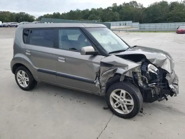2010 KIA SOUL +  