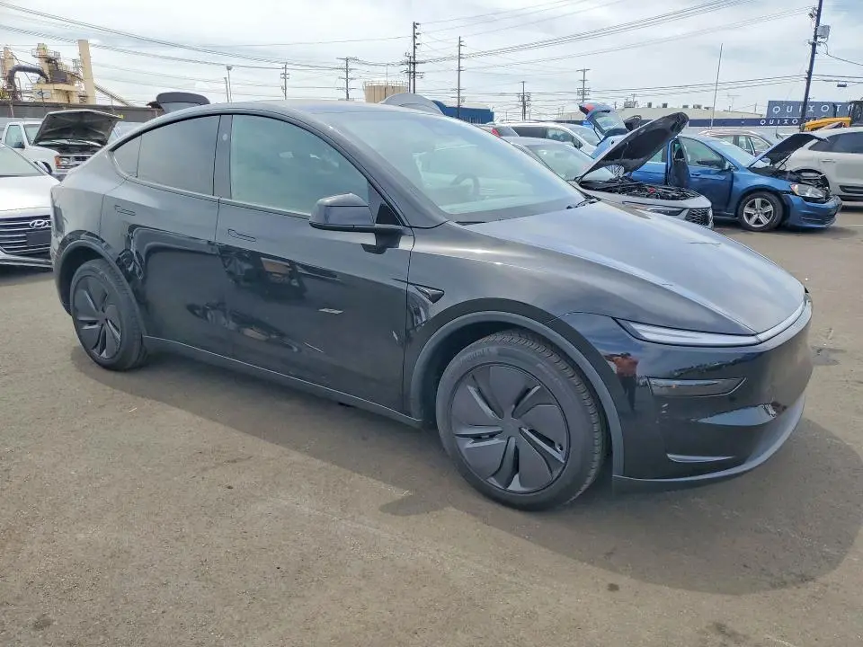 2026 TESLA MODEL Y   
