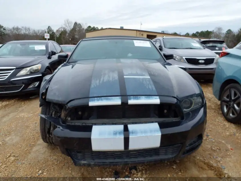 2014 FORD MUSTANG V6