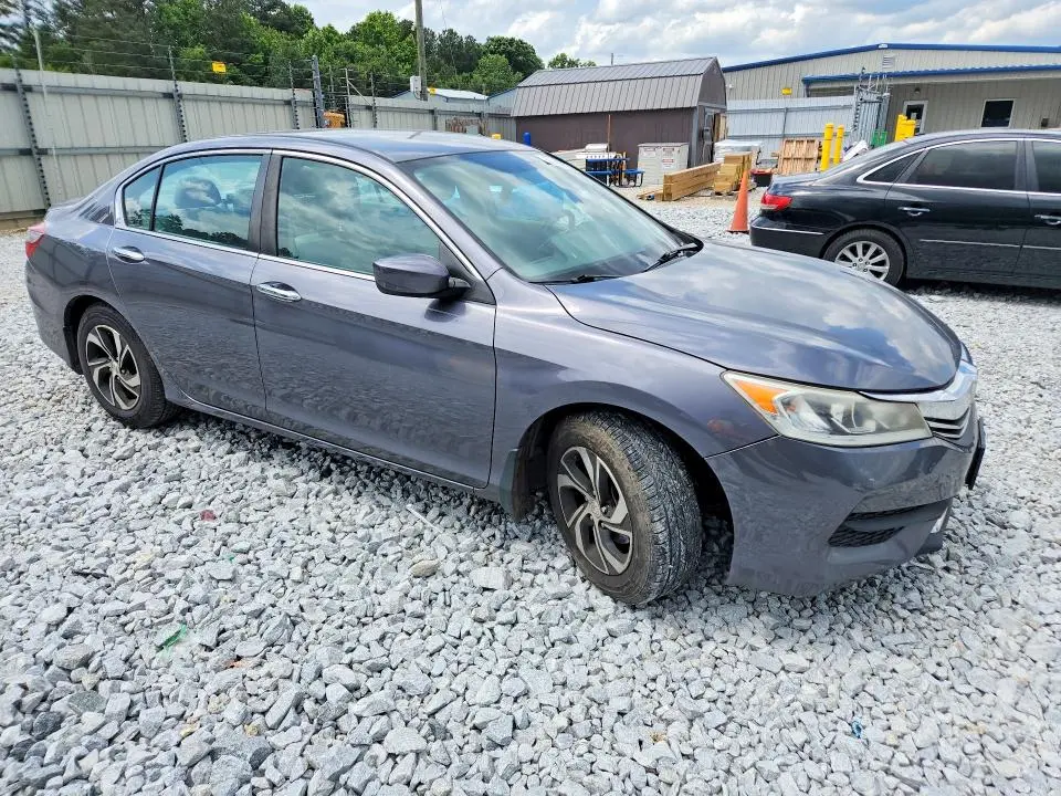 2017 HONDA ACCORD LX  