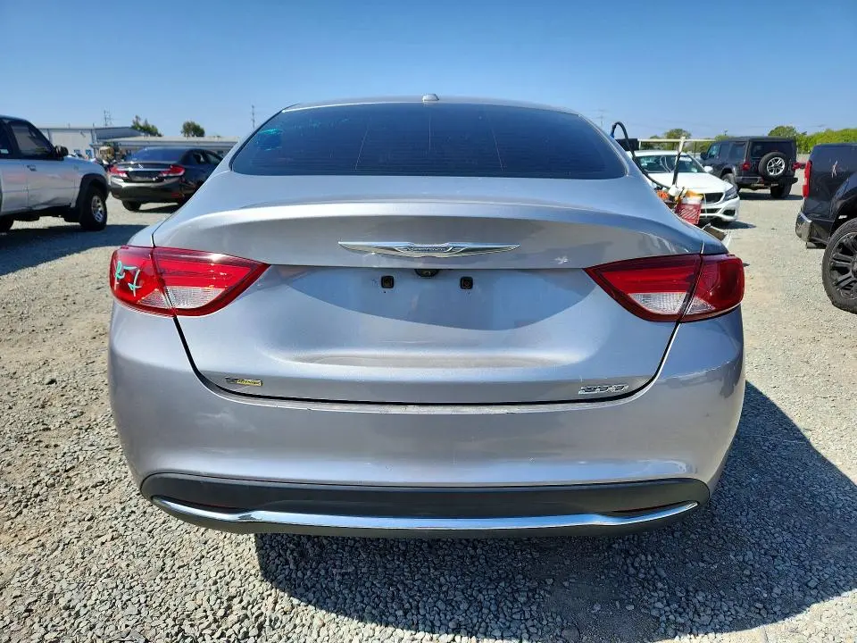 2015 CHRYSLER 200 LIMITED  