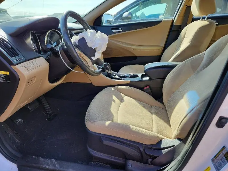 2012 HYUNDAI SONATA GLS  