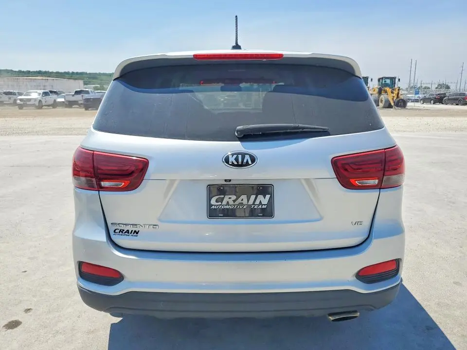 2019 KIA SORENTO LX V6  