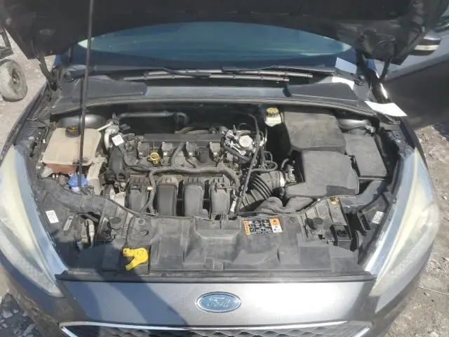 2017 FORD FOCUS SE  