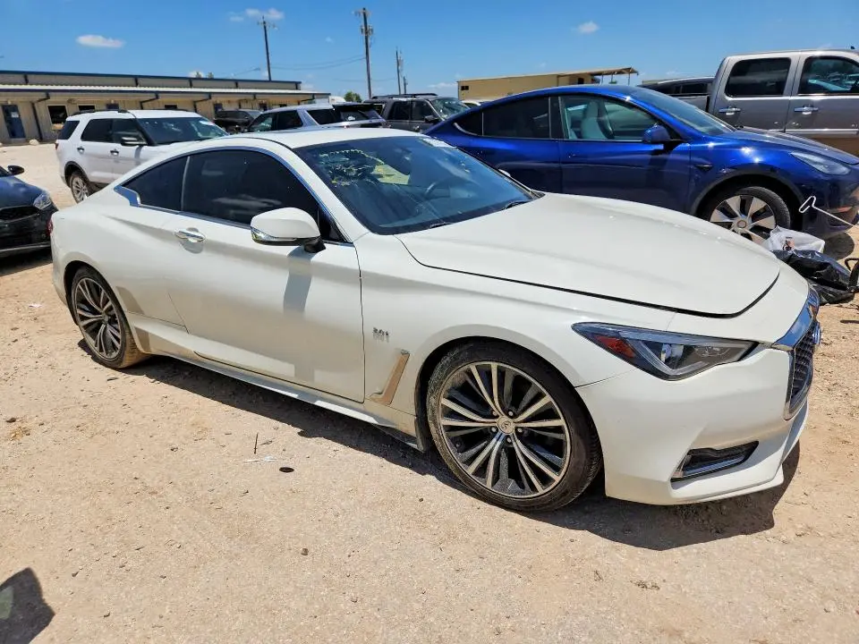 2018 INFINITI Q60 3.0T LUXE  