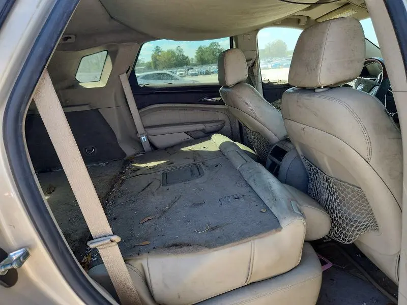 2011 CADILLAC SRX LUXURY COLLECTION  