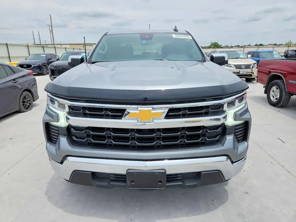 2023 CHEVROLET SILVERADO C1500 LT  